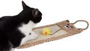 Pet Life Eco-Natural Sisal And Jute Hanging Carpet Kitty Cat Scratcher Lounge With Toy - Brown